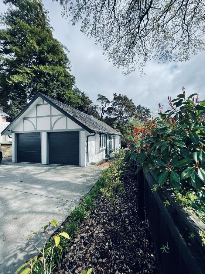 Experience Heritage, Live Modern Upper Hutt Eksteriør bilde
